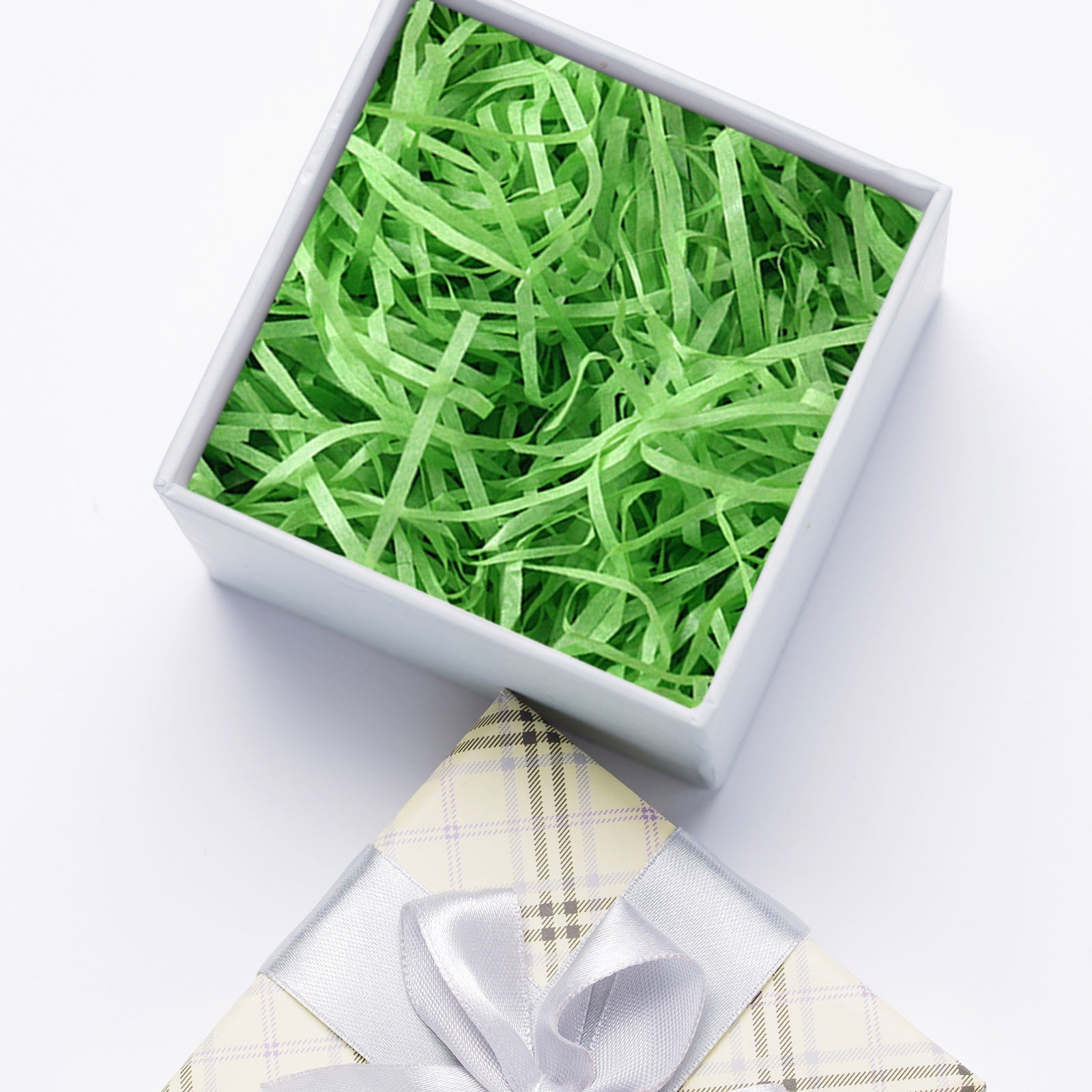 80g Easter Grass Raffia Paper Shreds Easter Basket Grass Paper Filler for Easter Gift Wrap Easter Party Decoration