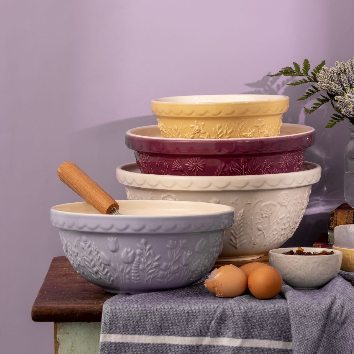 Mason Cash In The Meadow S24 (2.15 Qt) Mixing Bowl | Tulip