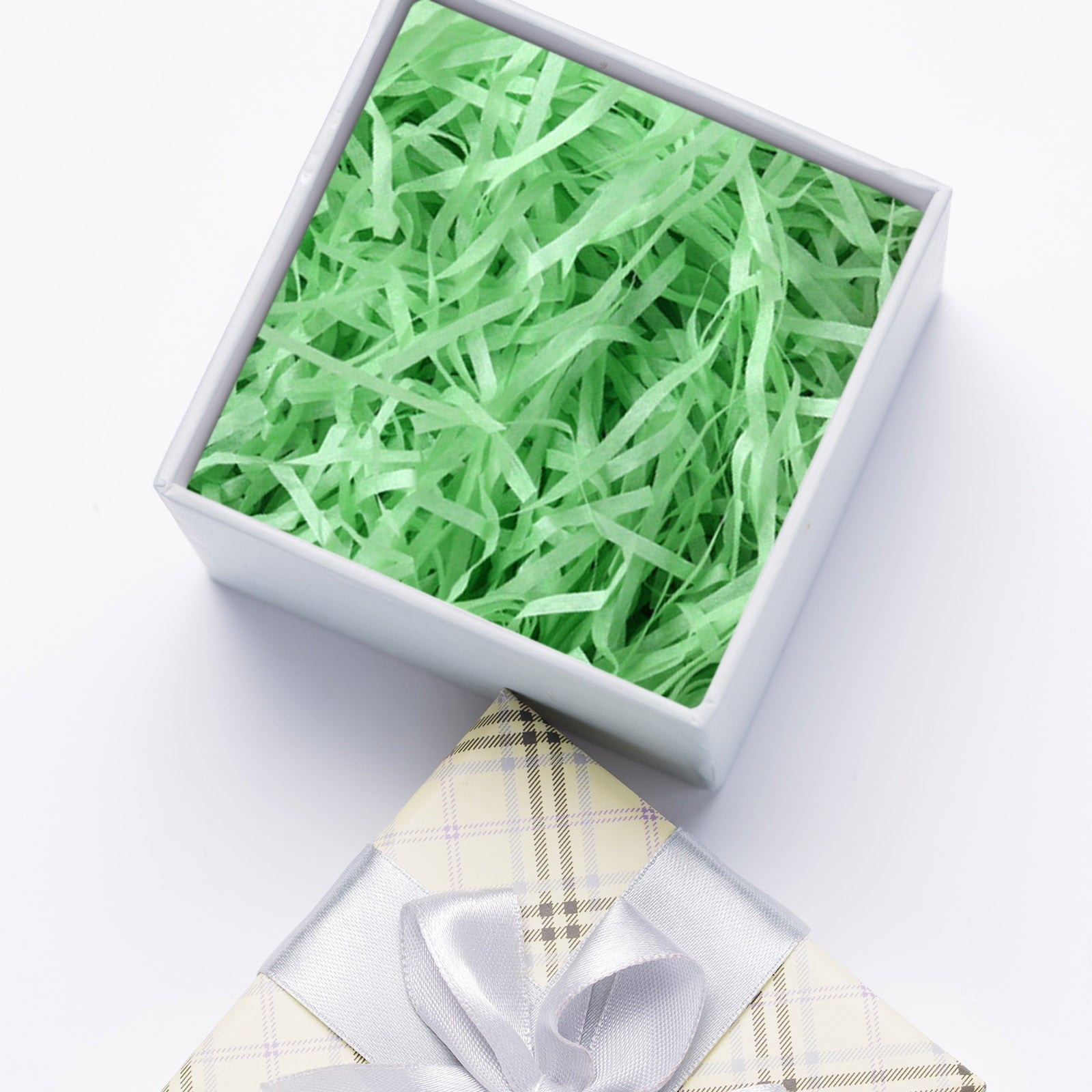 Raffia Paper with Gift Box 7 Oz Easter Grass Basket Filler Easter Basket Grass Shredded Paper Fake Grass For Box Basket Filling Wrapping Party Supplies